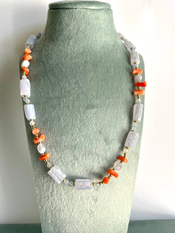 Collana in Agata blu e Corallo rosa