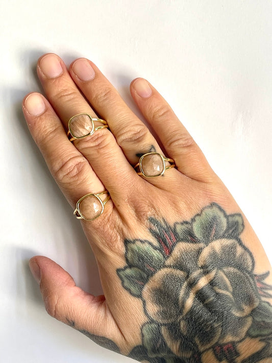 Anello con Pietra di luna - Equilibrio