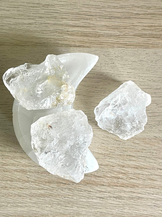 Cristallo di Rocca Grezzo, Burattato, Punte, Pietre del sollievo - Efficace a tutti i livelli- Agisce sul corpo eterico