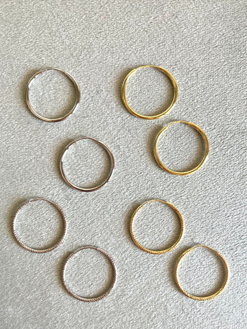 Orecchini a cerchio 2000 vibes