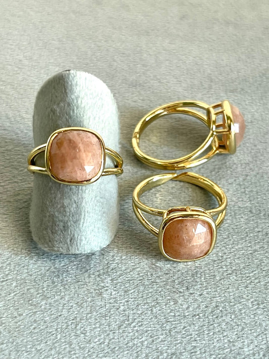 Anello con Pietra di luna - Equilibrio