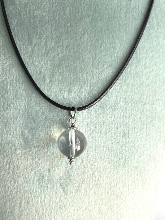 Ciondolo in Cristallo di rocca - Protezione energetica - Cristallo Maestro