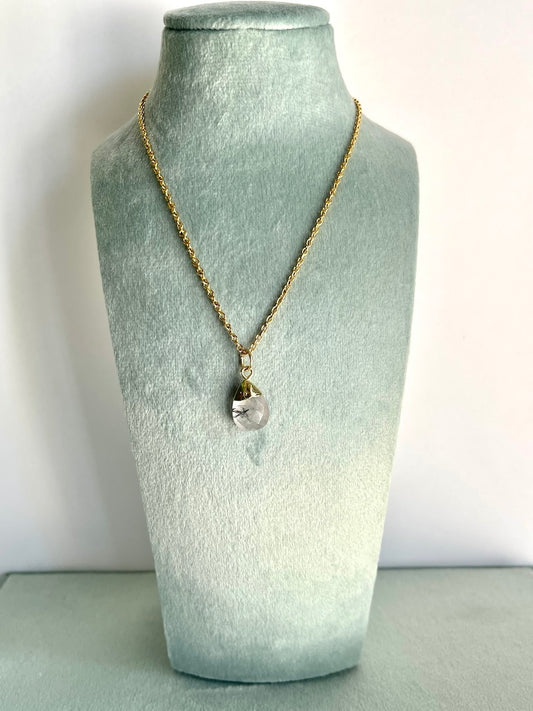 Ciondolo in Quarzo tormalinato  - Equilibrio degli opposti