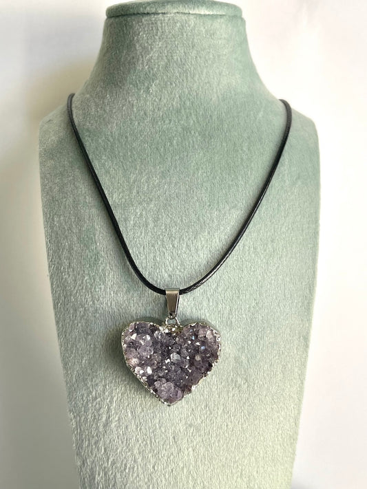 Ciondolo in Drusa di Ametista - Ricarica energetica e protezione