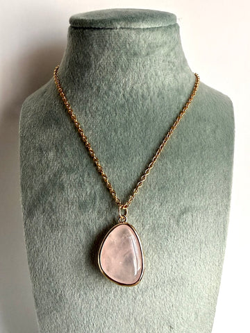 Pendentif en quartz rose de la collection Rêve - Joie et lumière intérieure