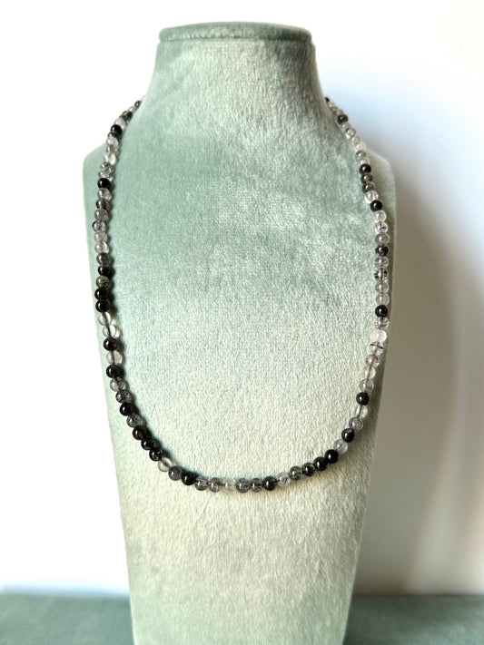 Collana in quarzo tormalinato - equilibrio