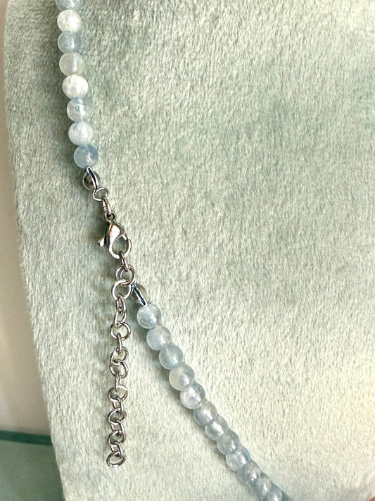 Collana in Cianite - Entra in relazione con il se intuitivo - Equilibrio