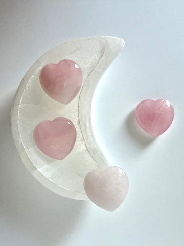 Cuore in Quarzo rosa - Gioie e luce interiore - Pietra dell'Amore universale