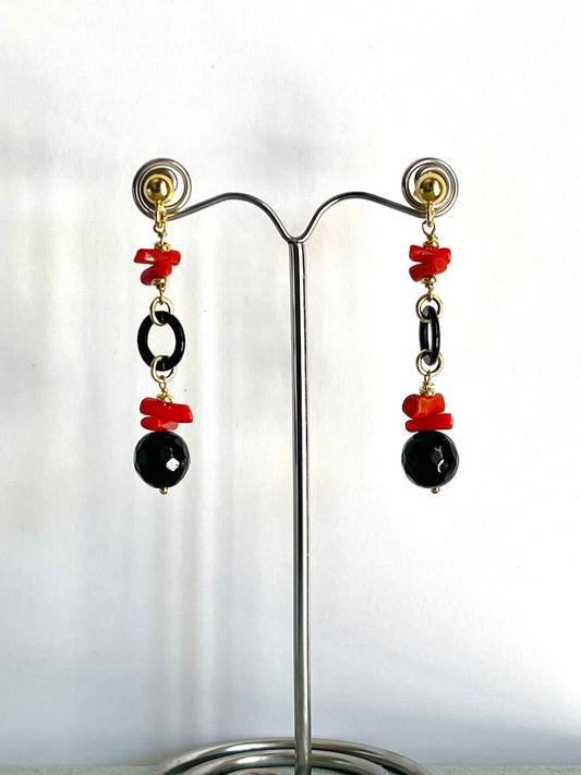 Orecchini con Onice e Corallo - Equilibrio e abbondanza