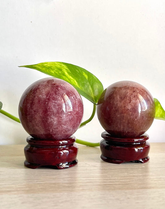 Sfera in Quarzo fragola -Umorimo-